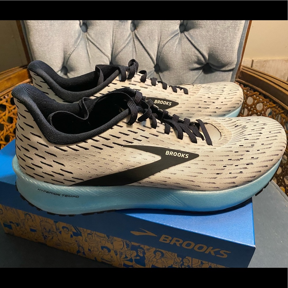Brooks Hyperion Tempo